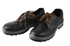 Obuv pracovn� n�zka S1P SRC s kovovou �picou ve�. 42 (437400-42)